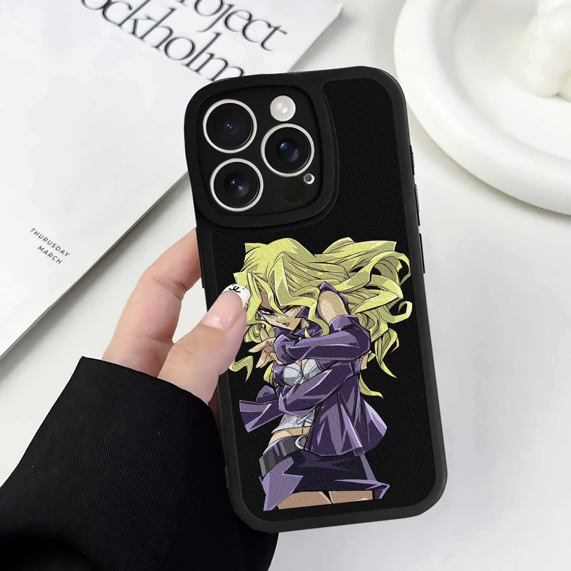 （画像用） 遊☆戯☆王 Yu-Gi-Oh! 【iPhone 16シリーズ対応】シリコンスマホケース（レザー調） 材質：シリコン
